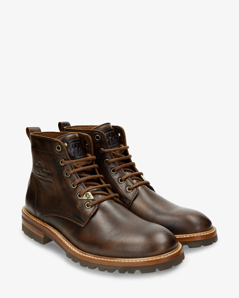 Emery botín de piel con forro interior de piel. cuero