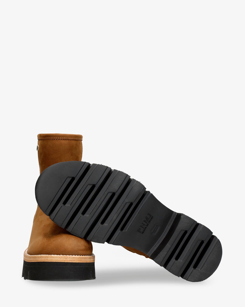 Laia botas de piel con forro interior de pelo. cuero