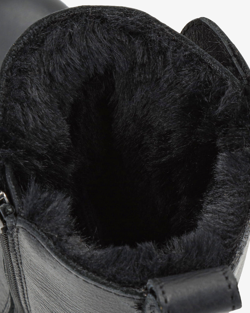Renee botas de piel con forro interior de pelo. negro