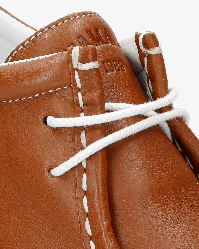 Yera zapatos de piel con forro interior de piel. cuero