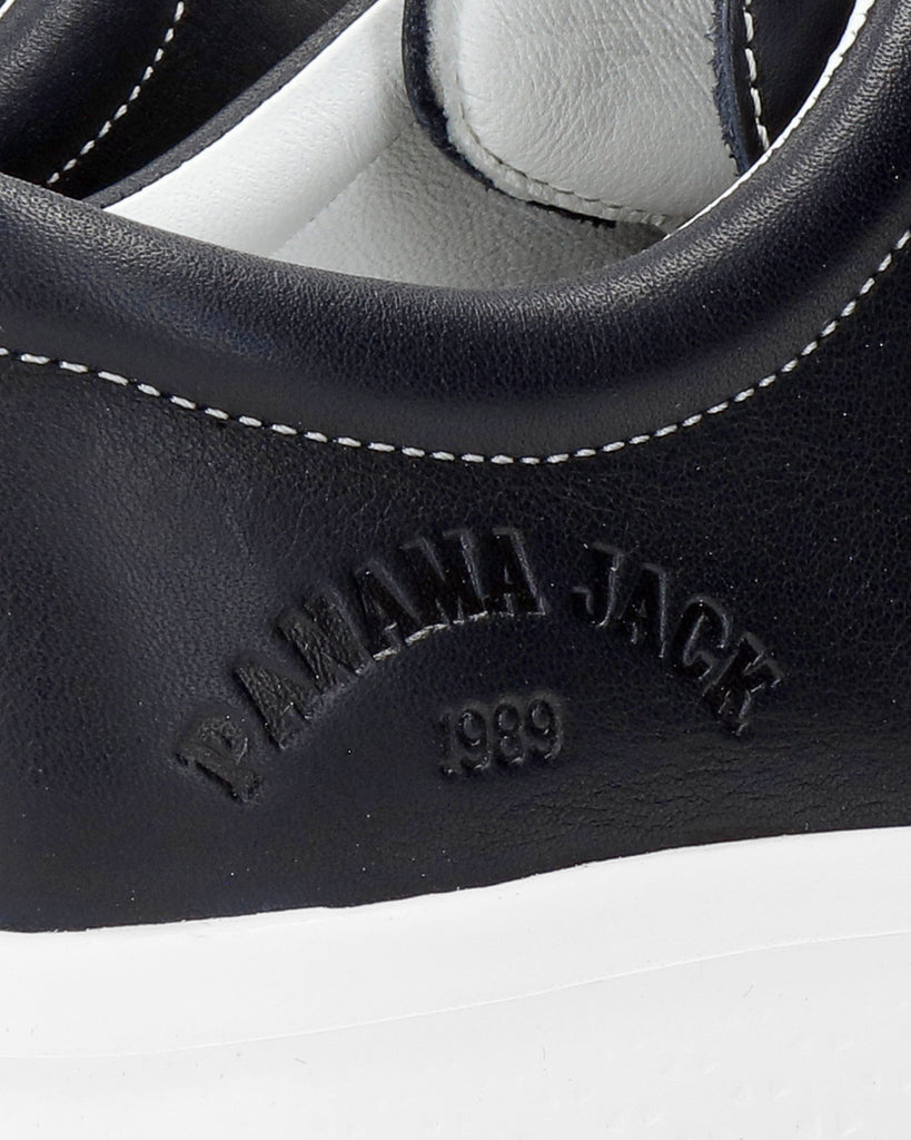 Yera zapatos de piel con forro interior de piel. marino